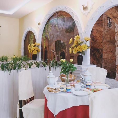 Zajazd Restauracja Paradise شابلينيك المظهر الخارجي الصورة