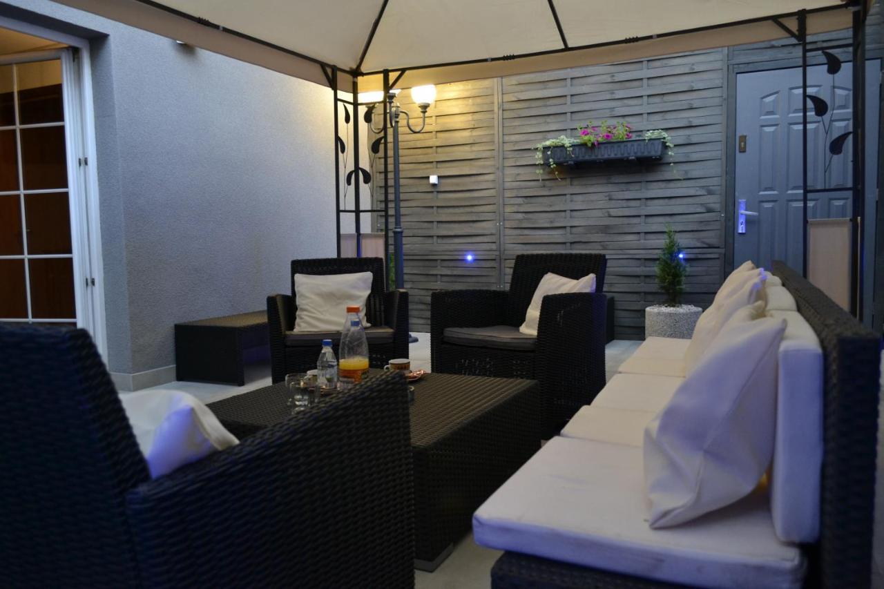 Zajazd Restauracja Paradise شابلينيك المظهر الخارجي الصورة