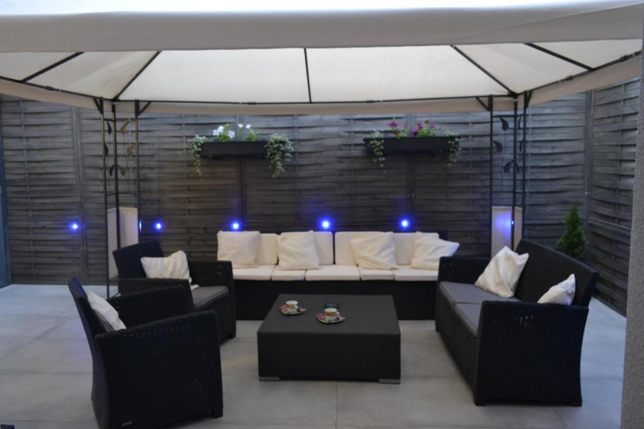 Zajazd Restauracja Paradise شابلينيك المظهر الخارجي الصورة